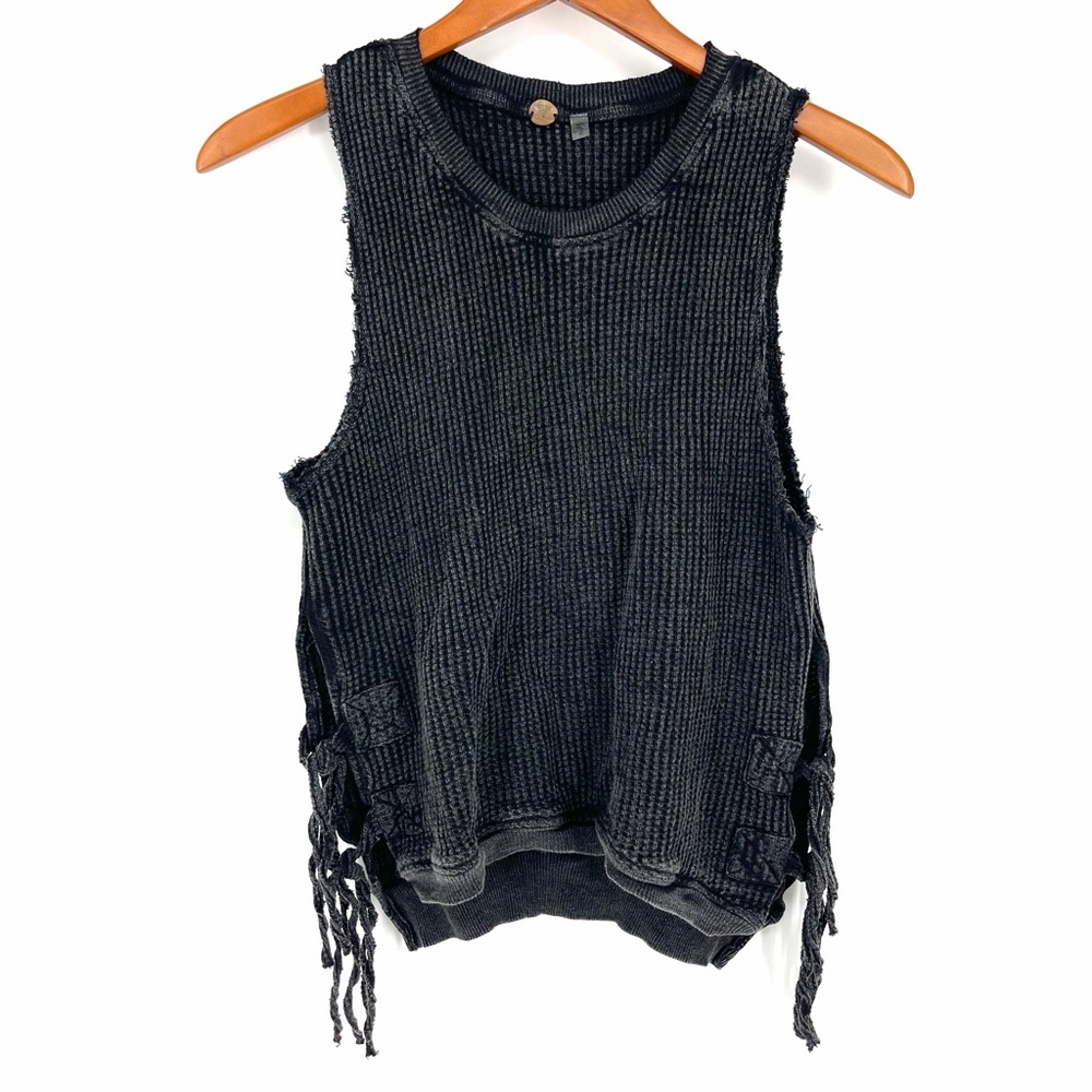 ✨Free People One Boho Grunge Pirate Waffle Knit Distressed Charcoal Tank Top M